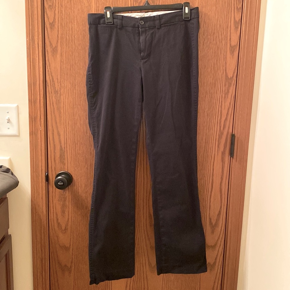 Women’s black jeans size 6
